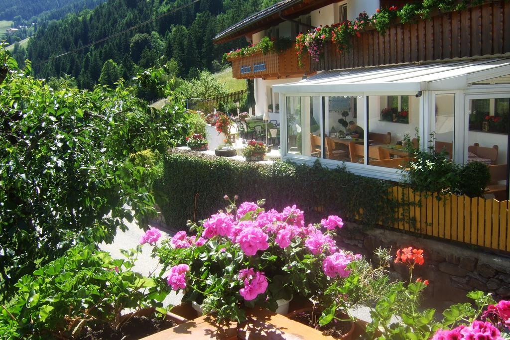 Gasthaus Jaufenblick San Martino In Passiria  Exteriör bild