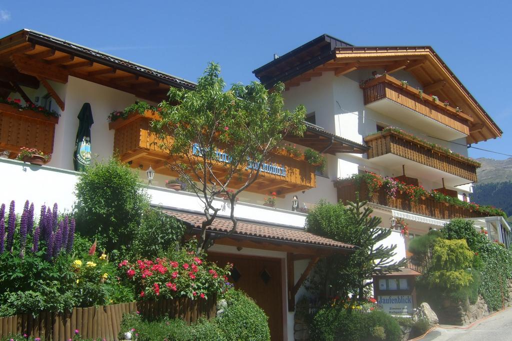 Gasthaus Jaufenblick San Martino In Passiria  Exteriör bild