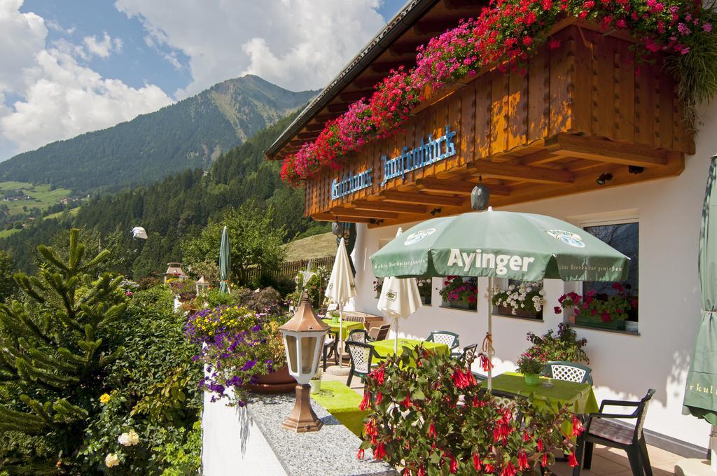 Gasthaus Jaufenblick San Martino In Passiria  Exteriör bild